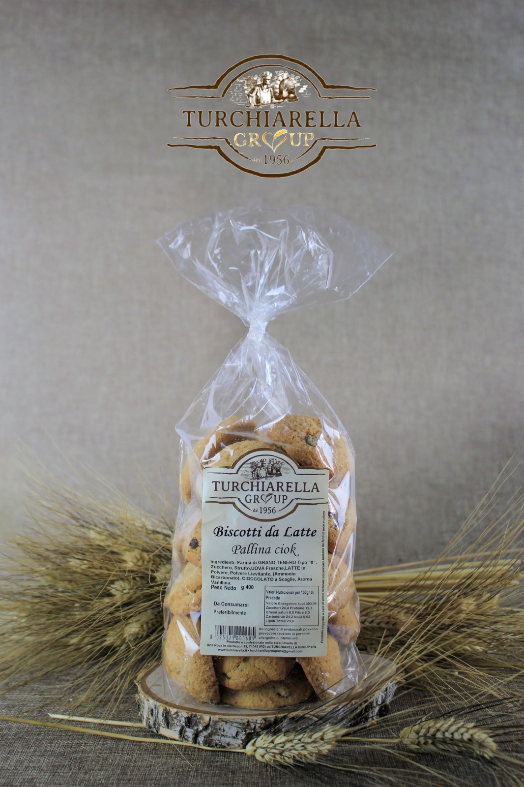 Kekse und Milch Kugeln Schokolade