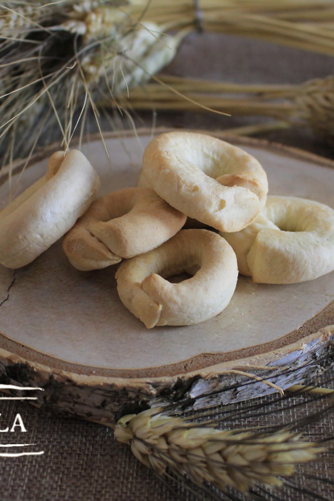 Tarallini with White Wine